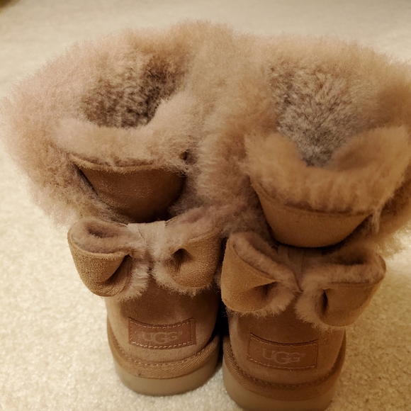Ugg boots - Picture 3 of 3